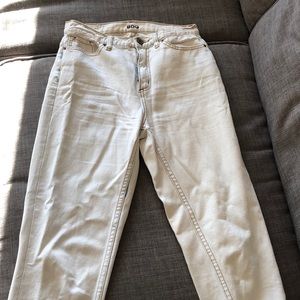 Washed out white girlfriend ankle jeans
